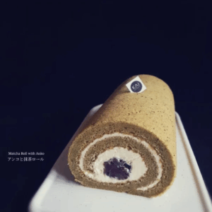 Japanese Matcha Swiss Roll with Anko paste