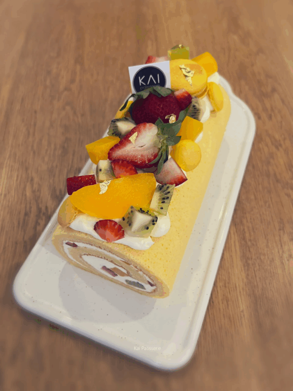 Mixed Fruits Roll Cake